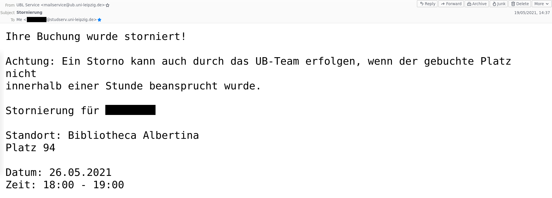 Eine E-mail bestätigt, dass mein Platz storniert wurde.